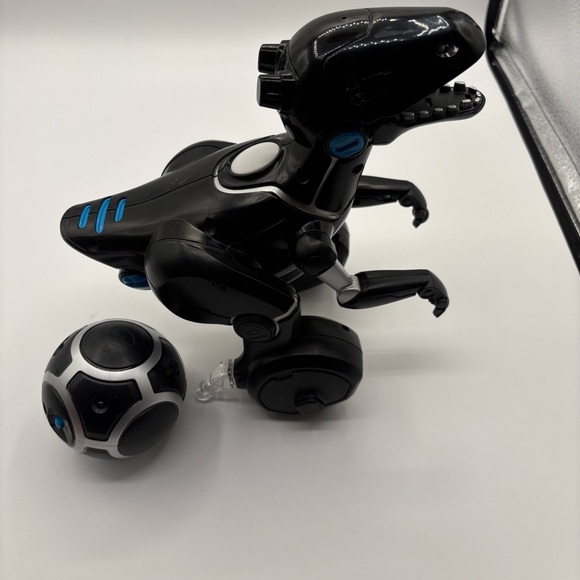 WowWee Miposaur The Future Of Prehistoric Interactive Robot Dinosaur Pet Works - Picture 11 of 11